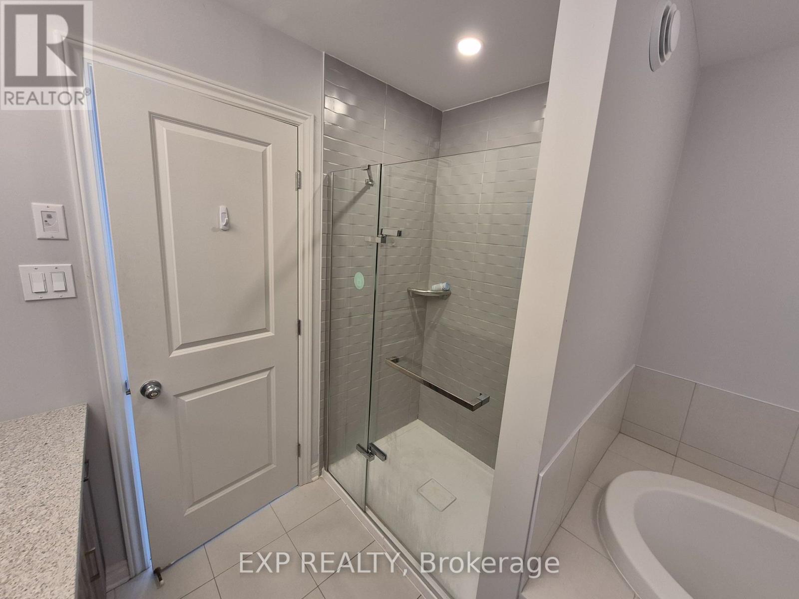 618 Taliesin Crescent, Ottawa, Ontario  K2S 2W5 - Photo 16 - X12942800