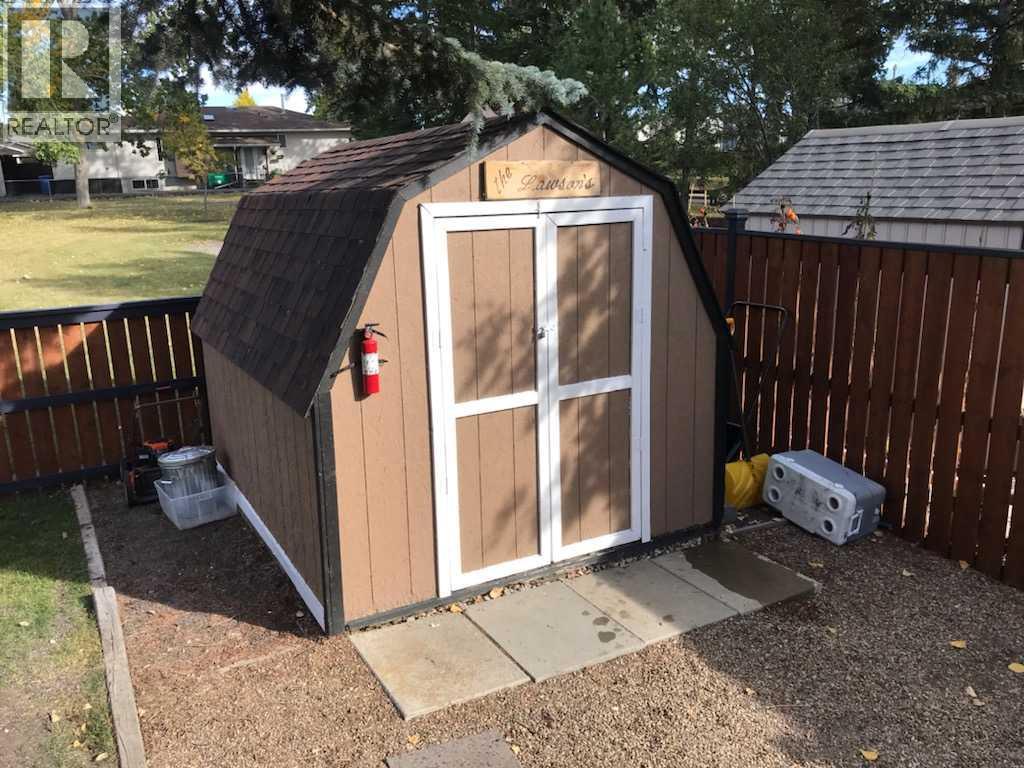 144 Waldron Avenue, Okotoks, Alberta  T1S 1E1 - Photo 48 - A2288213