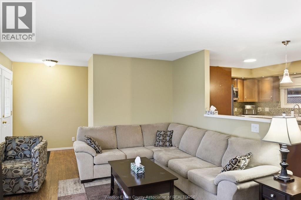 13132 Walker Sideroad, Essex, Ontario  N8M 2X6 - Photo 6 - 26006650