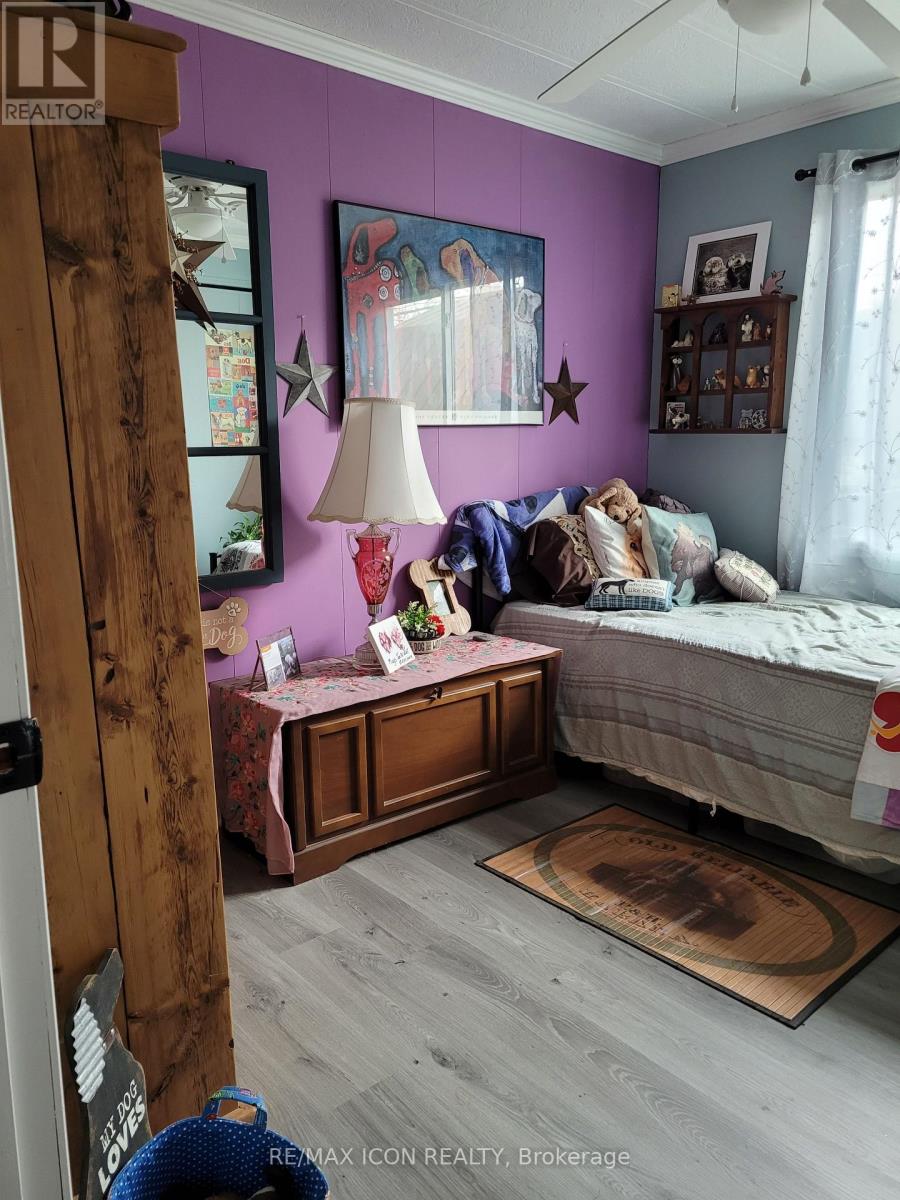 35 - 9839 Lakeshore Road, Lambton Shores, Ontario  N0M 1T0 - Photo 17 - X12954112