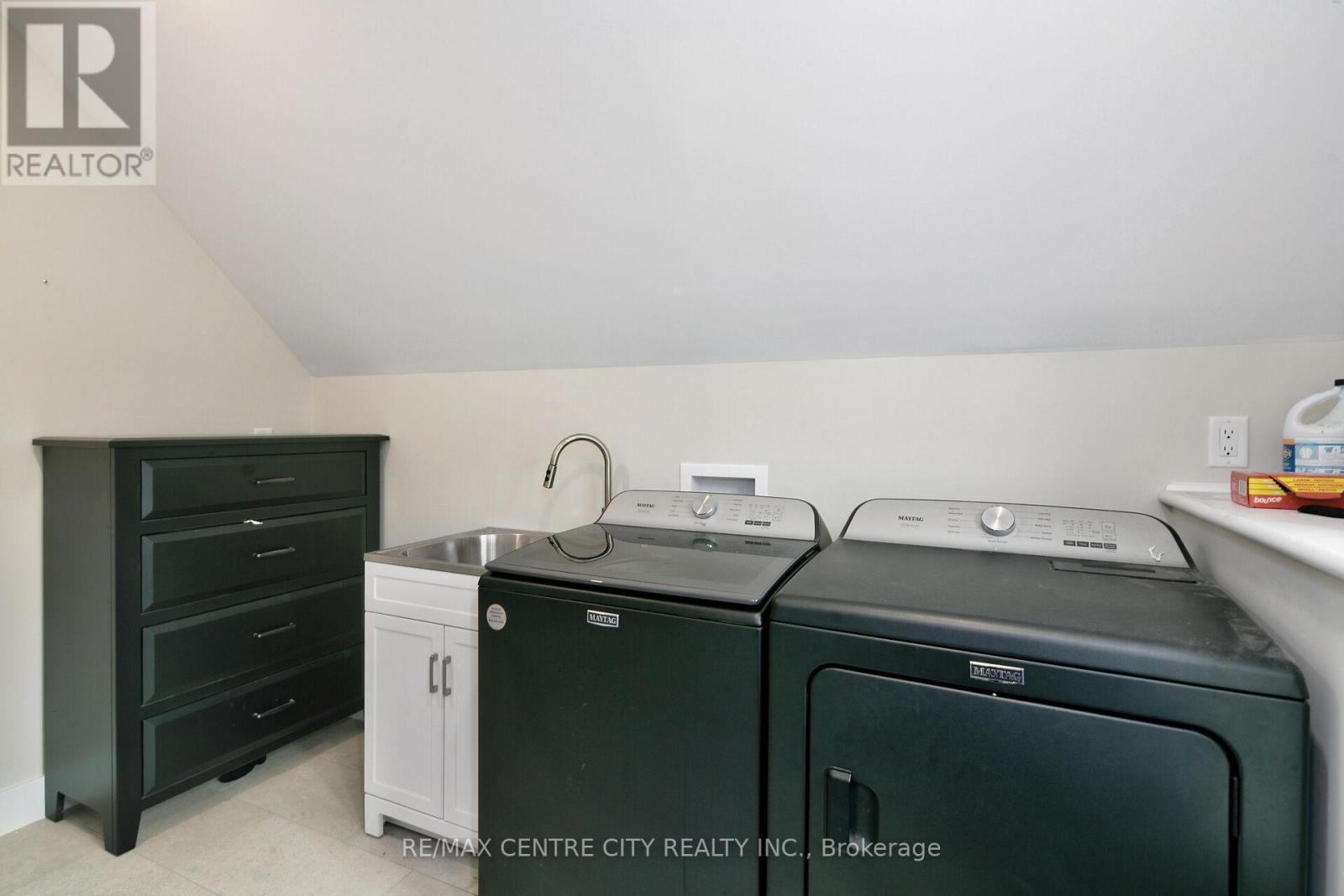 383230 Dawson Road, Georgian Bluffs, Ontario  N0H 2T0 - Photo 22 - X12954142