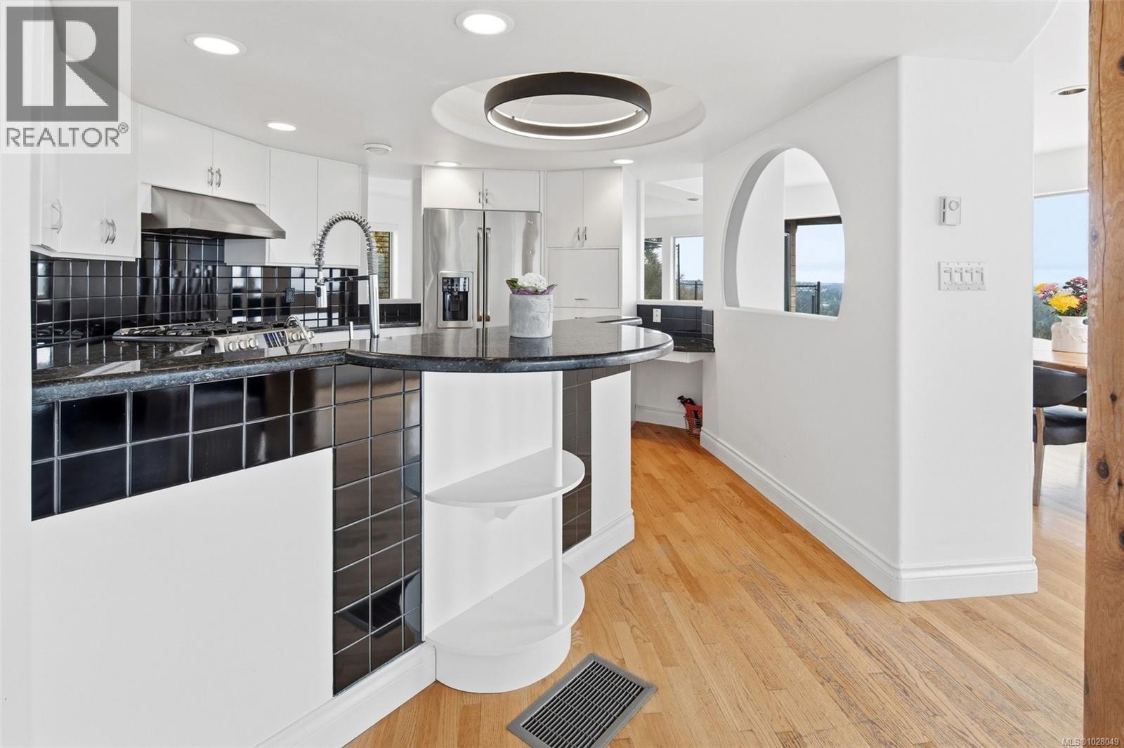 3392 Haida Dr, Colwood, British Columbia  V9C 2V9 - Photo 17 - 1028049