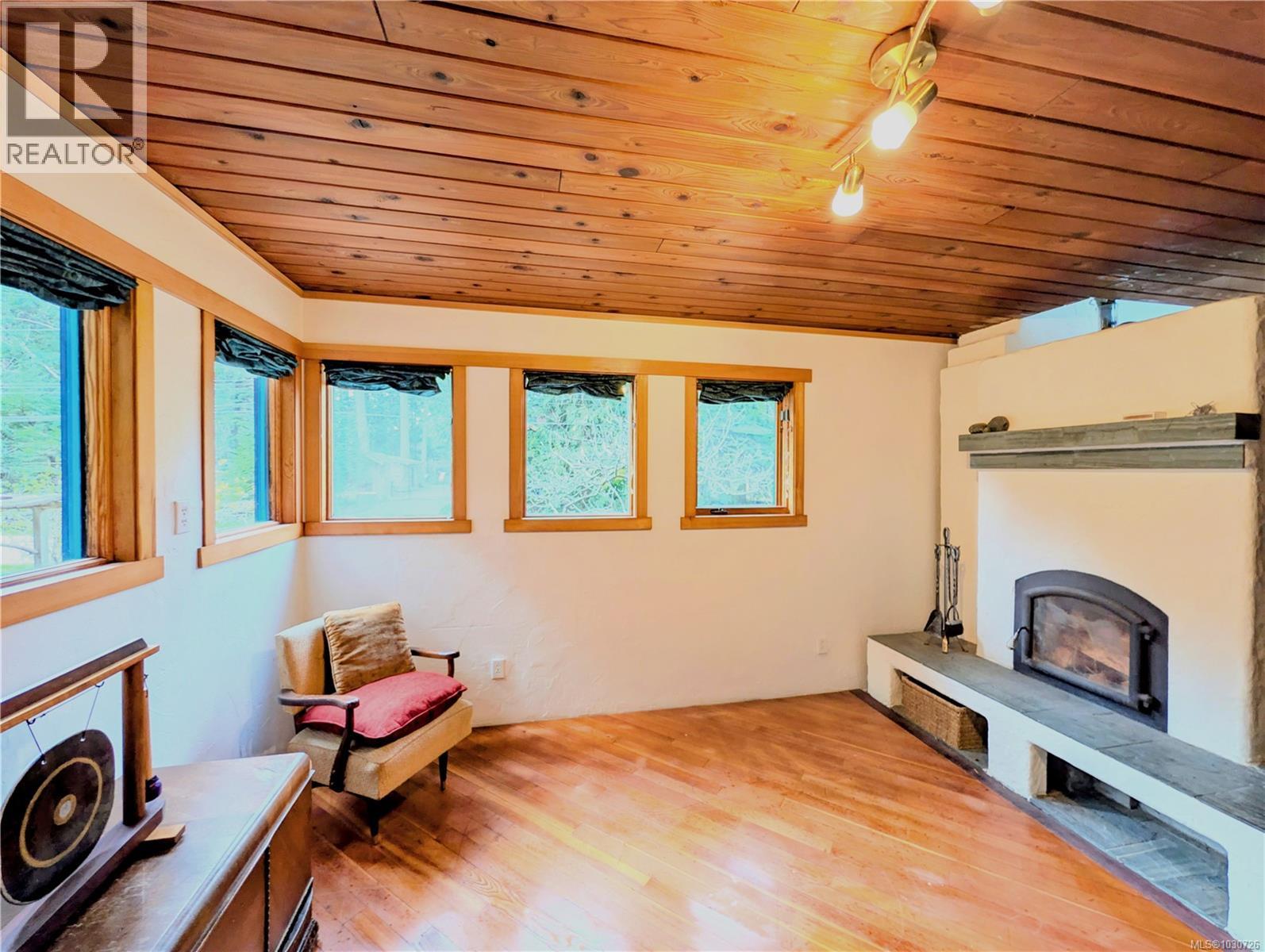 948 Harrison Way, Gabriola Island, British Columbia  V0R 1X2 - Photo 6 - 1030726