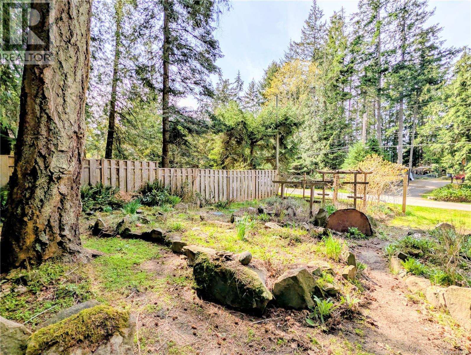 948 Harrison Way, Gabriola Island, British Columbia  V0R 1X2 - Photo 3 - 1030726