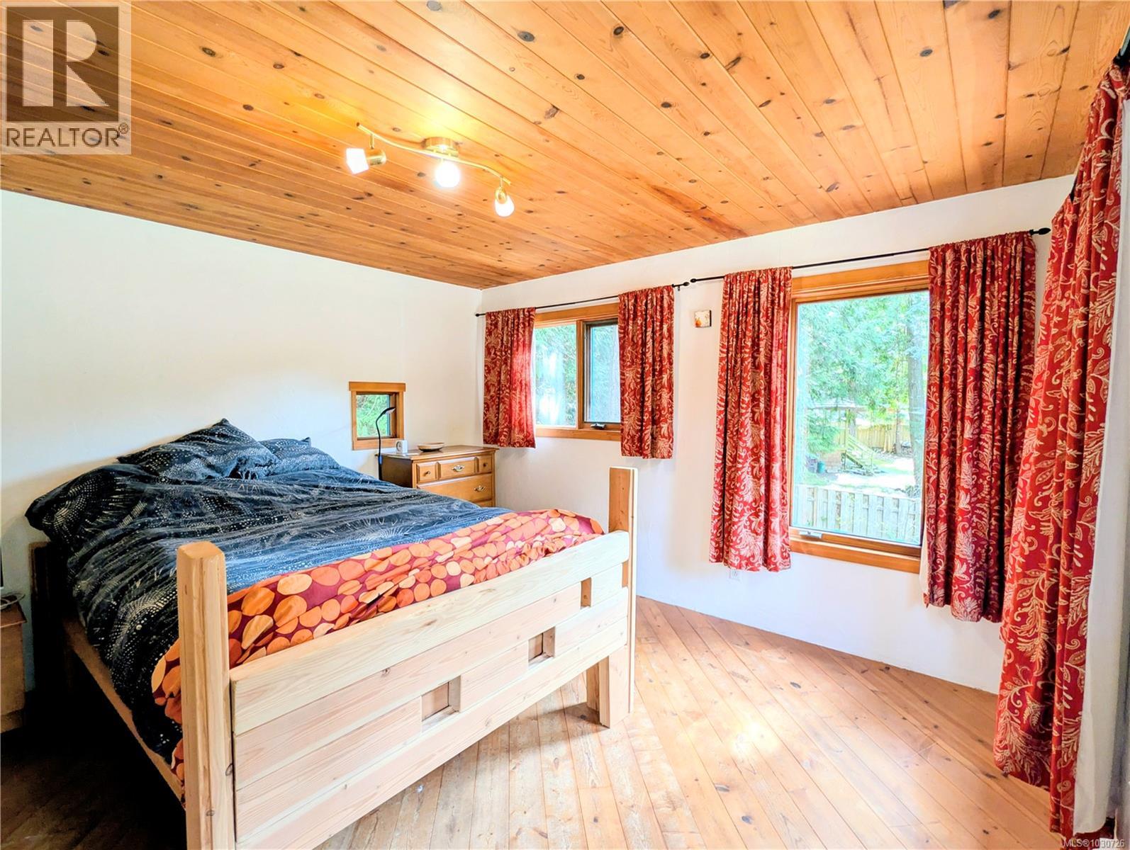 948 Harrison Way, Gabriola Island, British Columbia  V0R 1X2 - Photo 11 - 1030726