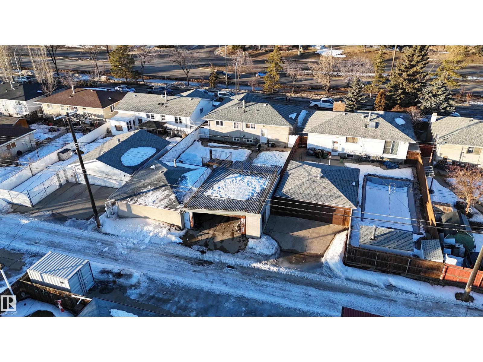 12111 137 Av Nw, Edmonton, Alberta  T5L 4C1 - Photo 53 - E4473648