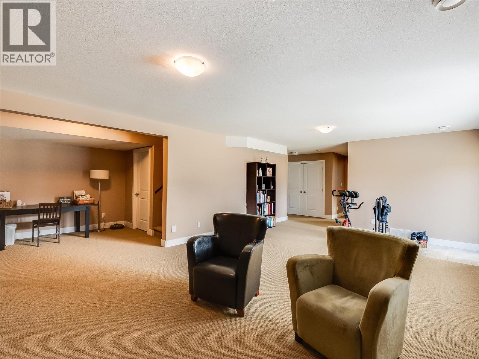 3835 5th Avenue, Castlegar, British Columbia  V1N 4Y5 - Photo 30 - 10381415