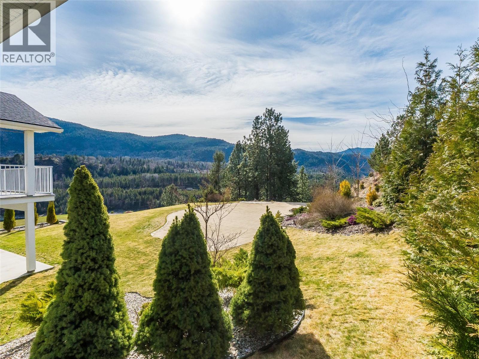 3835 5th Avenue, Castlegar, British Columbia  V1N 4Y5 - Photo 51 - 10381415