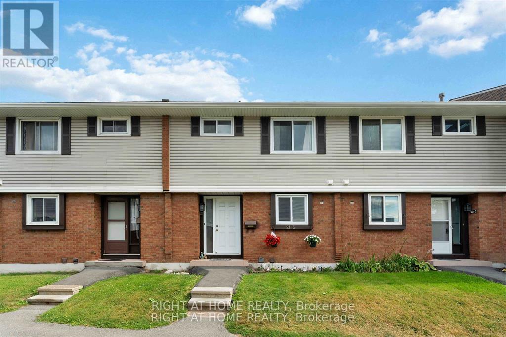 21 - 5 HADLEY CIRCLE, Ottawa, Ontario