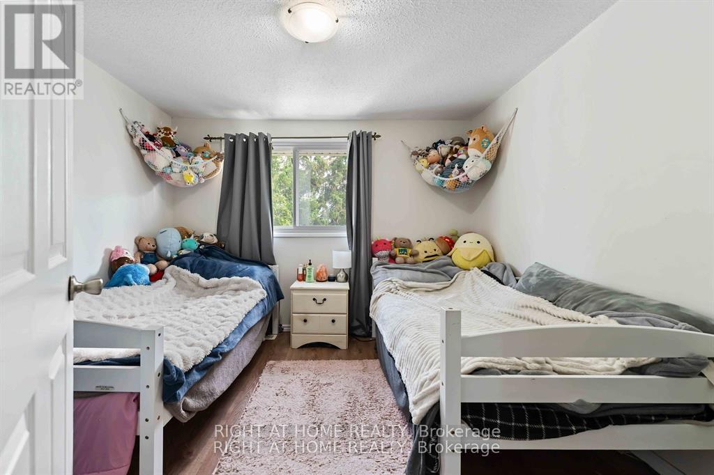 21 - 5 Hadley Circle, Ottawa, Ontario  K2H 6P1 - Photo 13 - X12954194