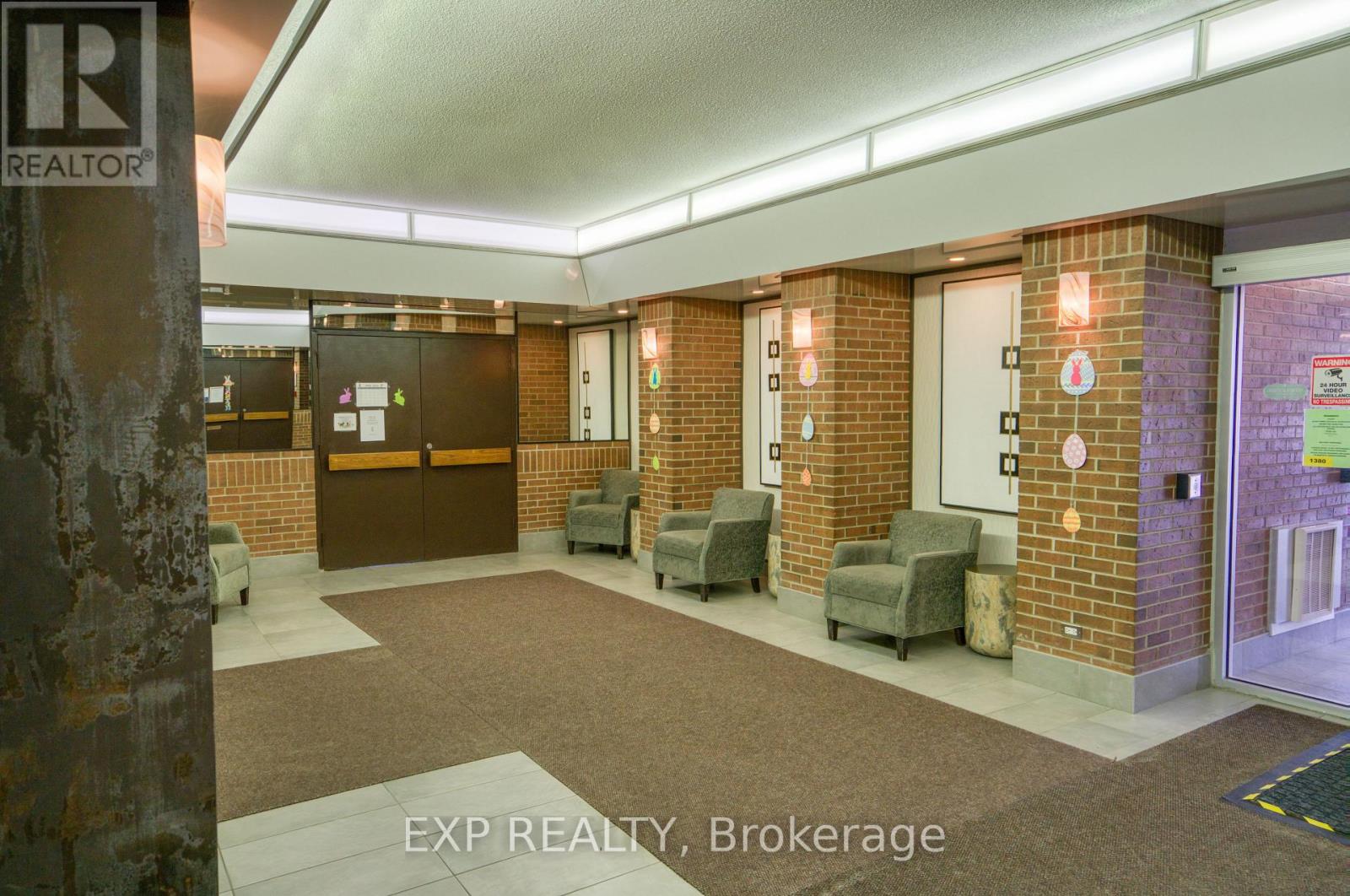 1201 - 1380 Prince Of Wales Drive, Ottawa, Ontario  K2C 3N5 - Photo 2 - X12954210