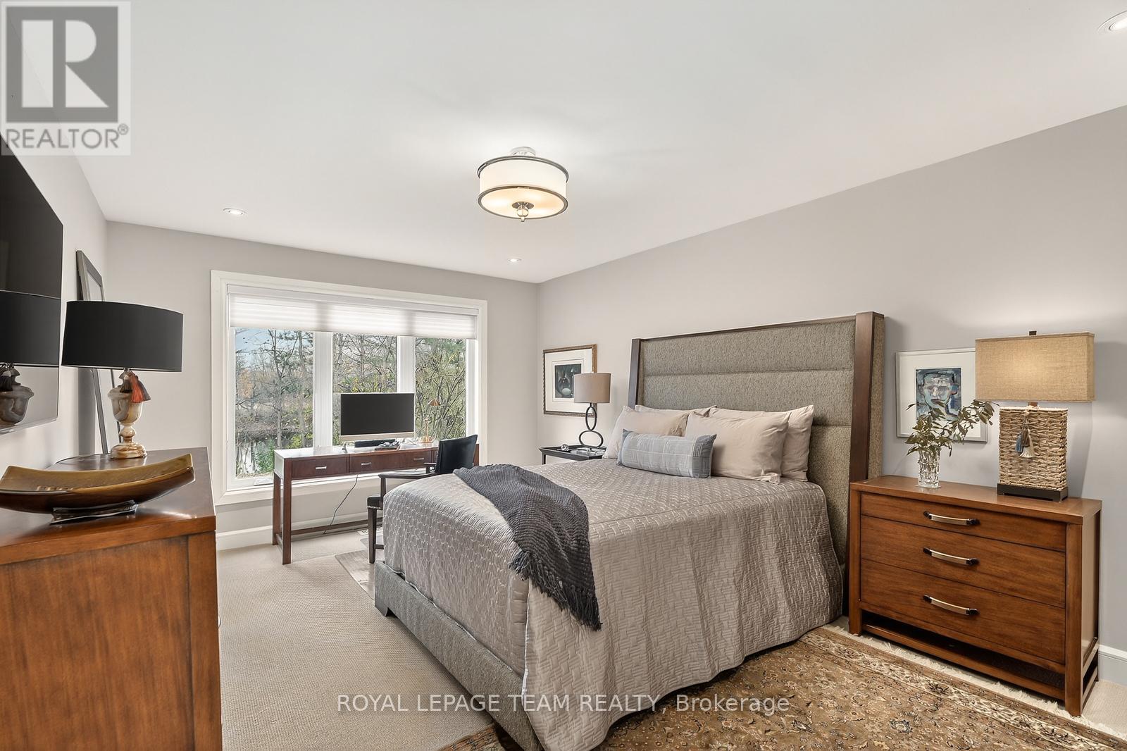 Unit 10 - 55 Whitemarl Drive, Ottawa, Ontario  K1L 8J9 - Photo 12 - X12954238