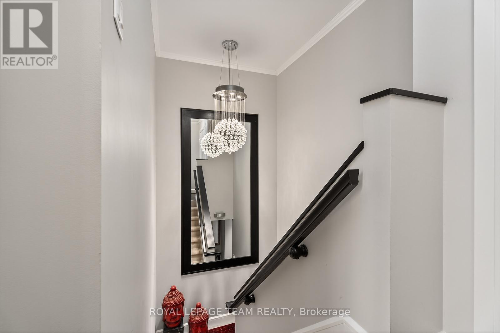 Unit 10 - 55 Whitemarl Drive, Ottawa, Ontario  K1L 8J9 - Photo 20 - X12954238