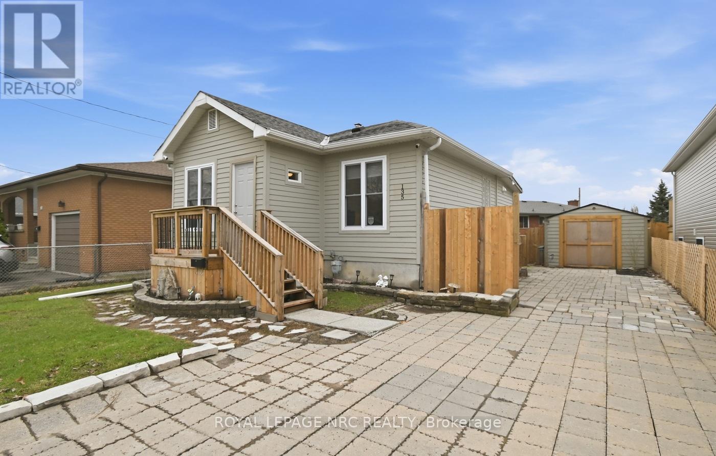 135 St. George Street, Welland, Ontario  L3C 5N7 - Photo 2 - X12954140