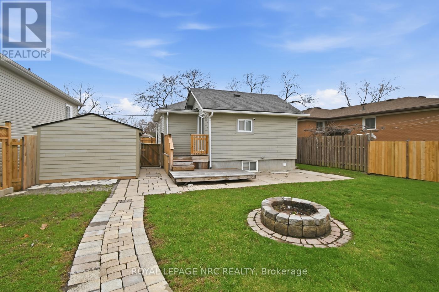 135 St. George Street, Welland, Ontario  L3C 5N7 - Photo 34 - X12954140