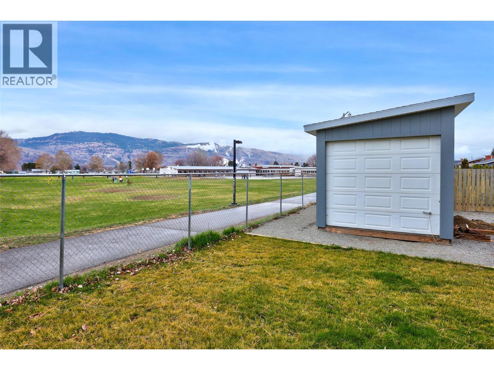 1650 Centennial Drive, Kamloops, British Columbia  V2B 4W3 - Photo 35 - 10381847