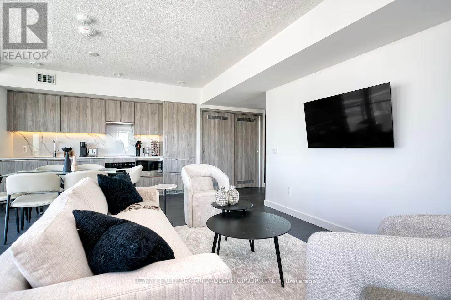 6202 - 1 Concord Cityplace Way, Toronto, Ontario  M5V 0X3 - Photo 14 - C12954204