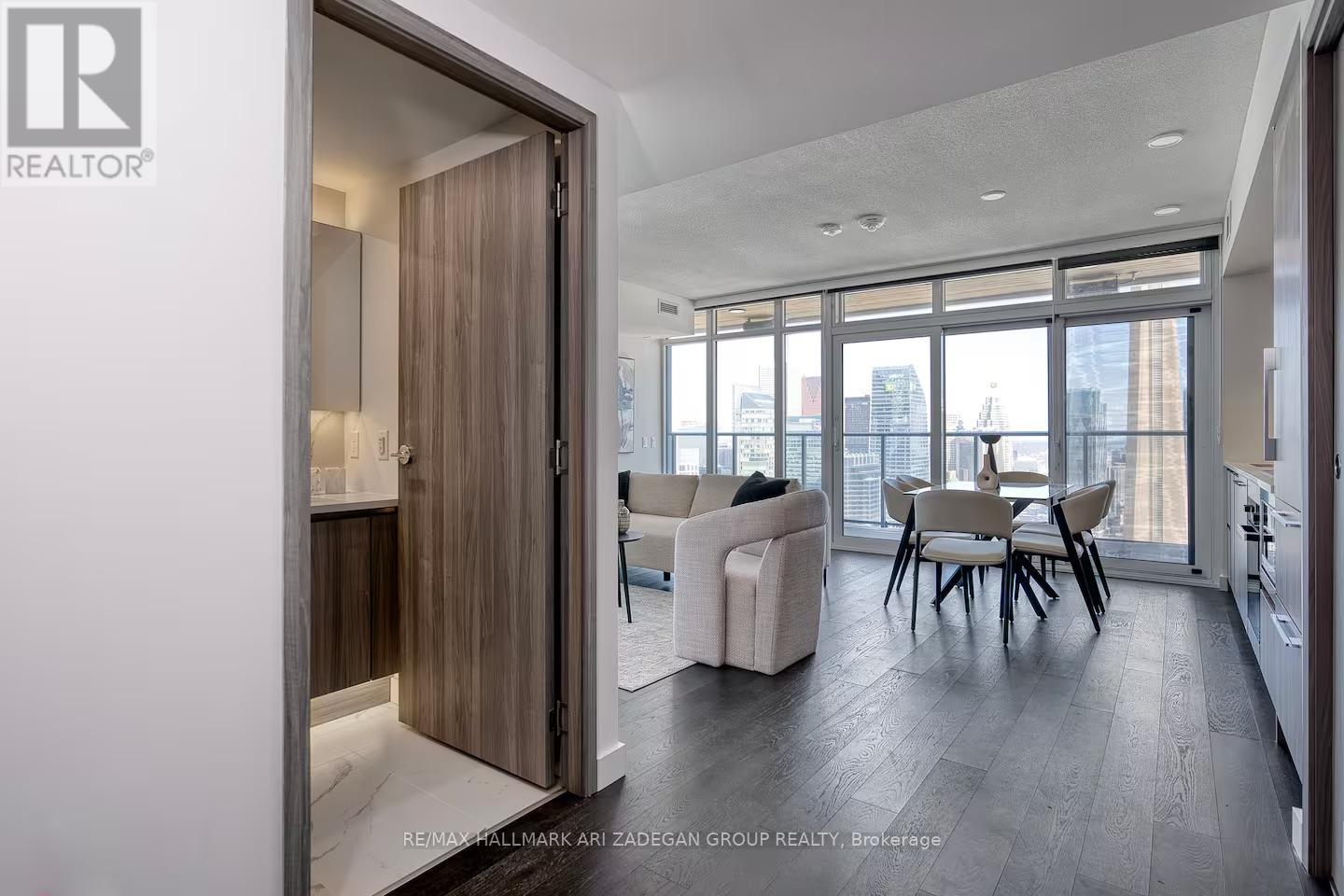 6202 - 1 Concord Cityplace Way, Toronto, Ontario  M5V 0X3 - Photo 15 - C12954204