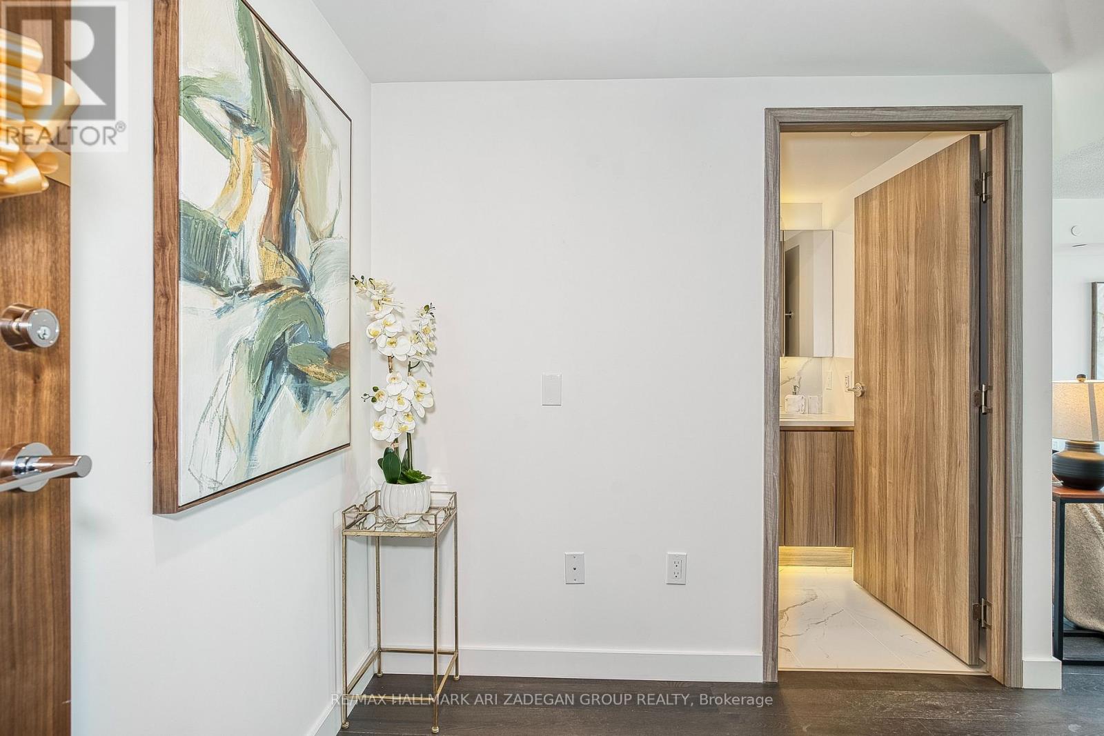 6202 - 1 Concord Cityplace Way, Toronto, Ontario  M5V 0X3 - Photo 19 - C12954204