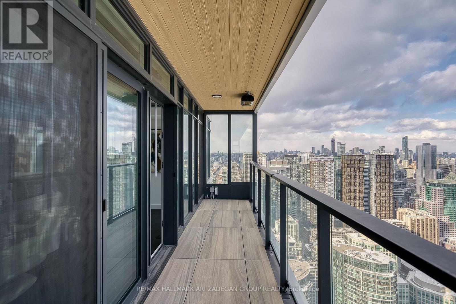 6202 - 1 Concord Cityplace Way, Toronto, Ontario  M5V 0X3 - Photo 31 - C12954204