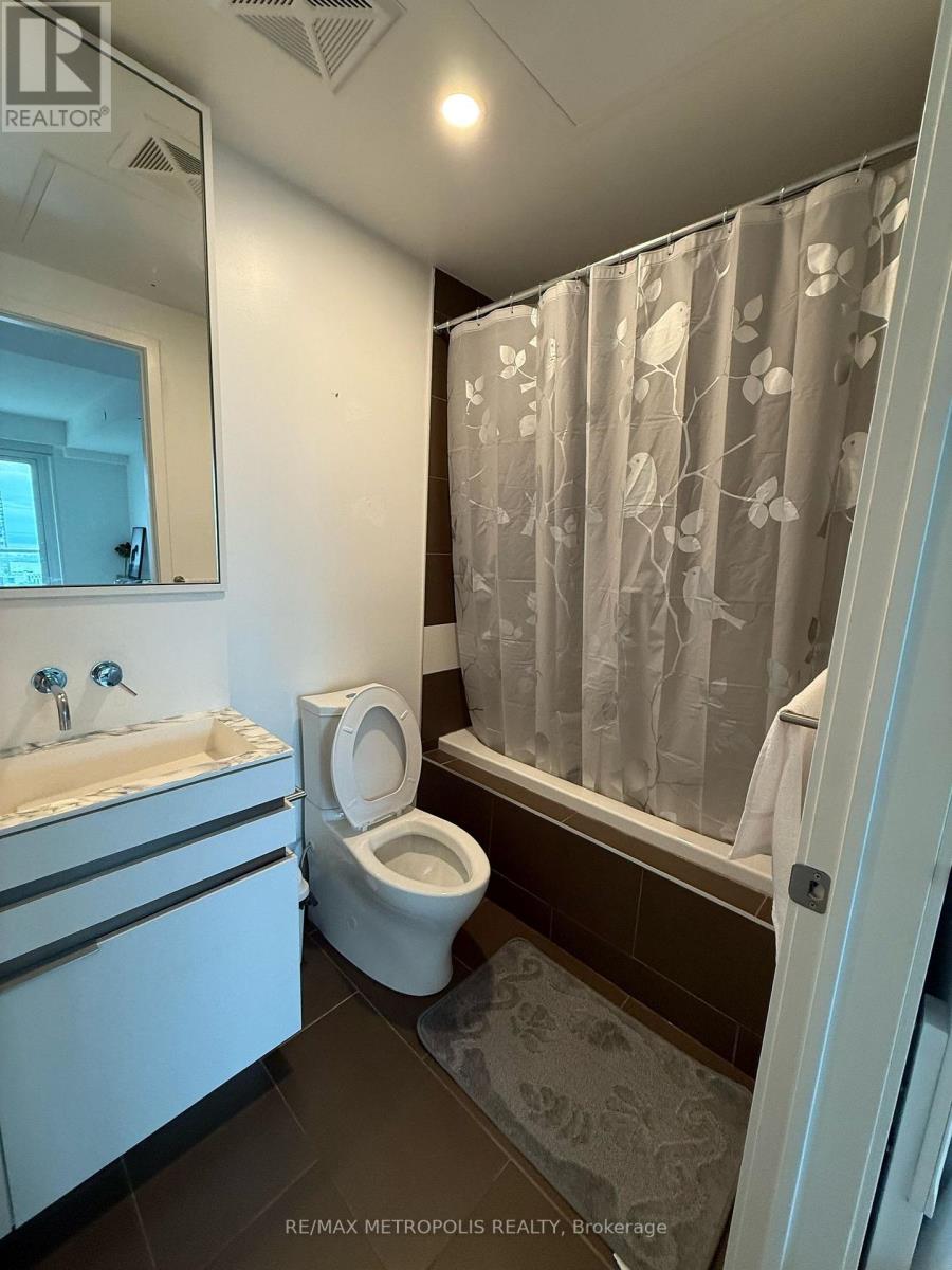 4408 - 197 Yonge Street, Toronto, Ontario  M5B 0C1 - Photo 3 - C12954230