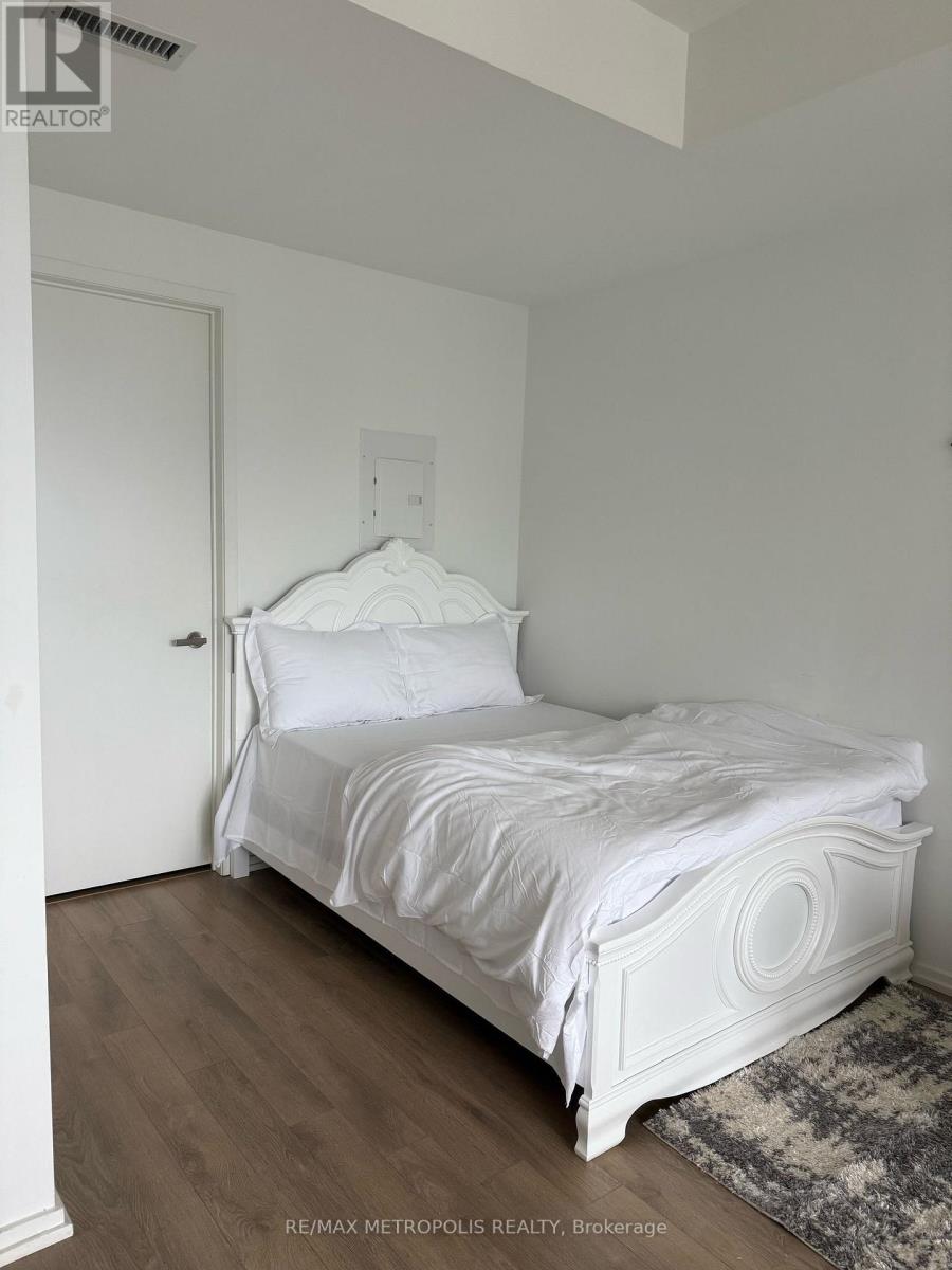 4408 - 197 Yonge Street, Toronto, Ontario  M5B 0C1 - Photo 6 - C12954230