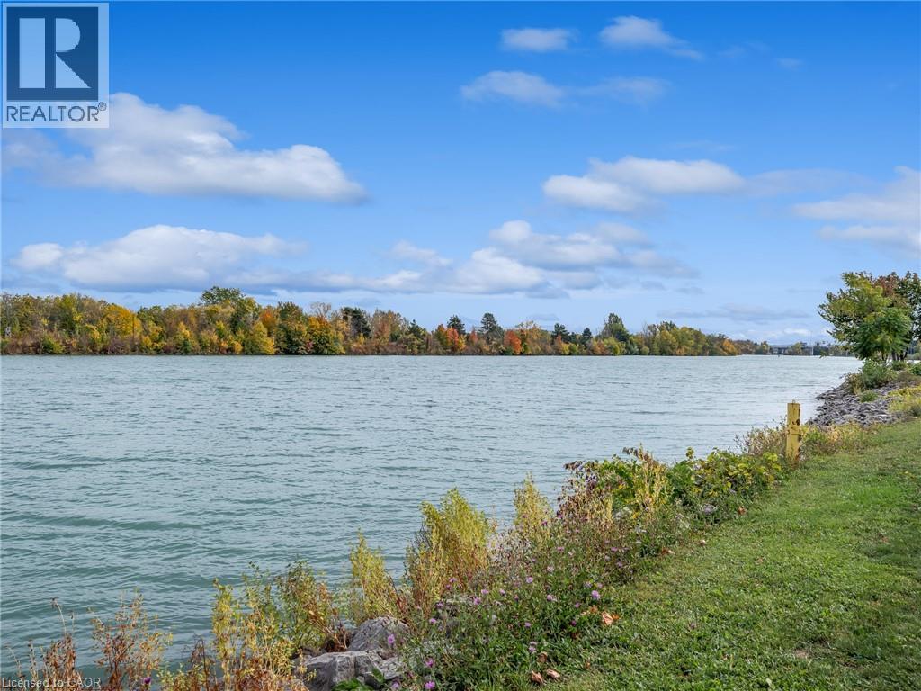 18 Biagi Court, St. Catharines, Ontario  L2M 7Z6 - Photo 26 - 40817386