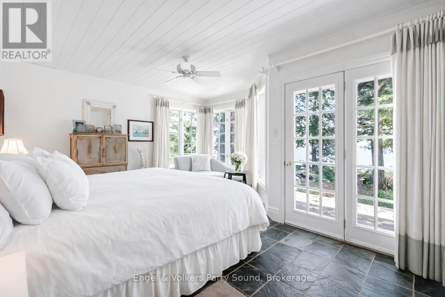 6 29c Mowat Island, Carling, Ontario  P0G 1G0 - Photo 13 - X12954184