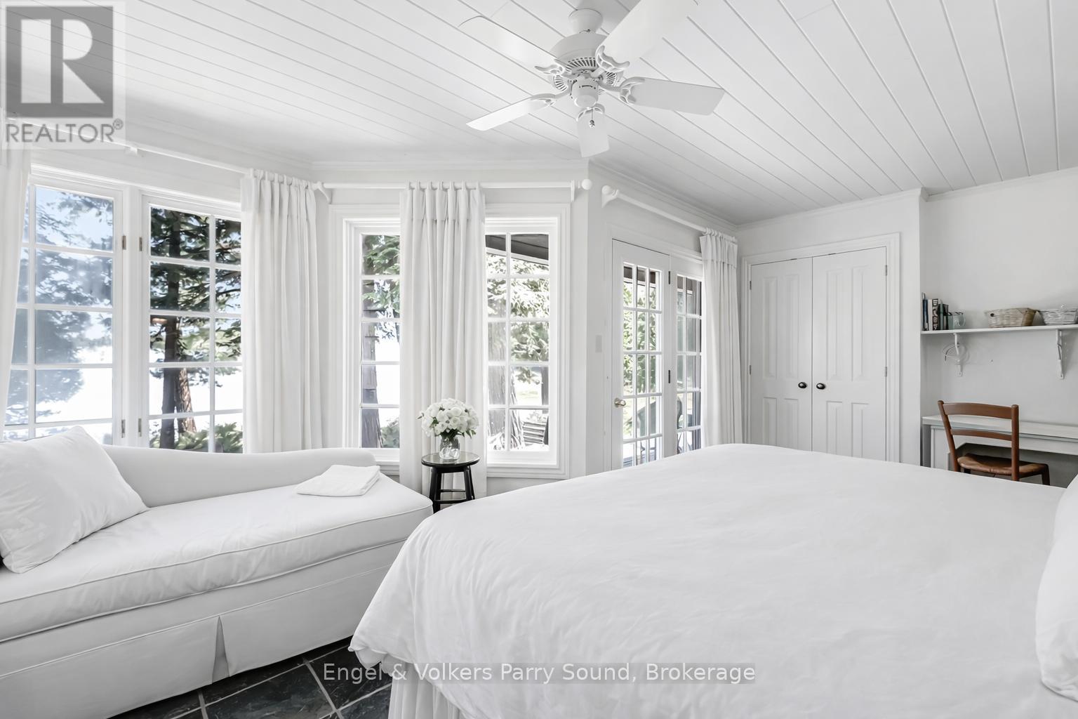 6 29c Mowat Island, Carling, Ontario  P0G 1G0 - Photo 15 - X12954184