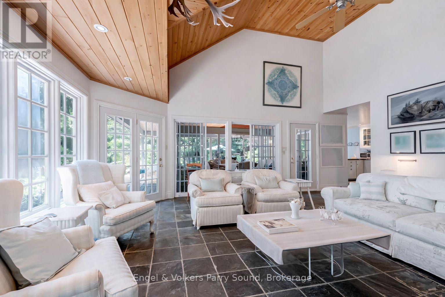 6 29c Mowat Island, Carling, Ontario  P0G 1G0 - Photo 7 - X12954184