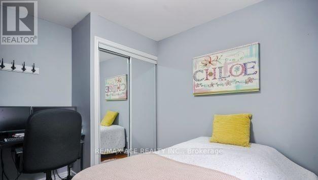 Upper - 45 Snowball Crescent, Toronto, Ontario  M1B 1S5 - Photo 12 - E12954124