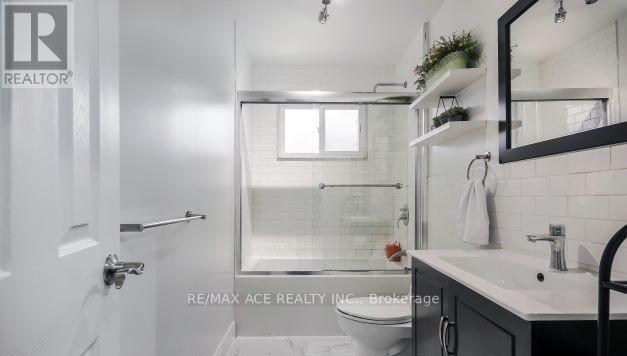 Upper - 45 Snowball Crescent, Toronto, Ontario  M1B 1S5 - Photo 15 - E12954124