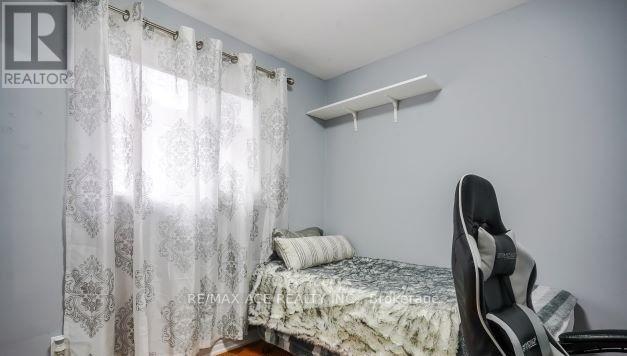 Upper - 45 Snowball Crescent, Toronto, Ontario  M1B 1S5 - Photo 9 - E12954124