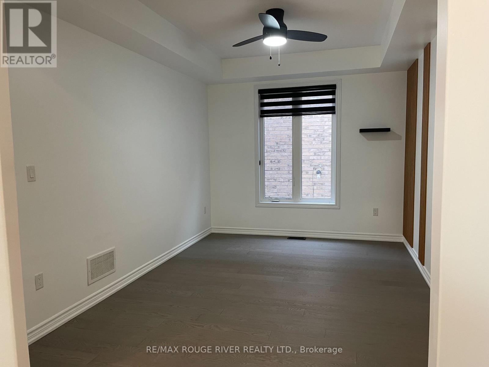 10 Moses Crescent, Clarington, Ontario  L1C 0T7 - Photo 5 - E12954146