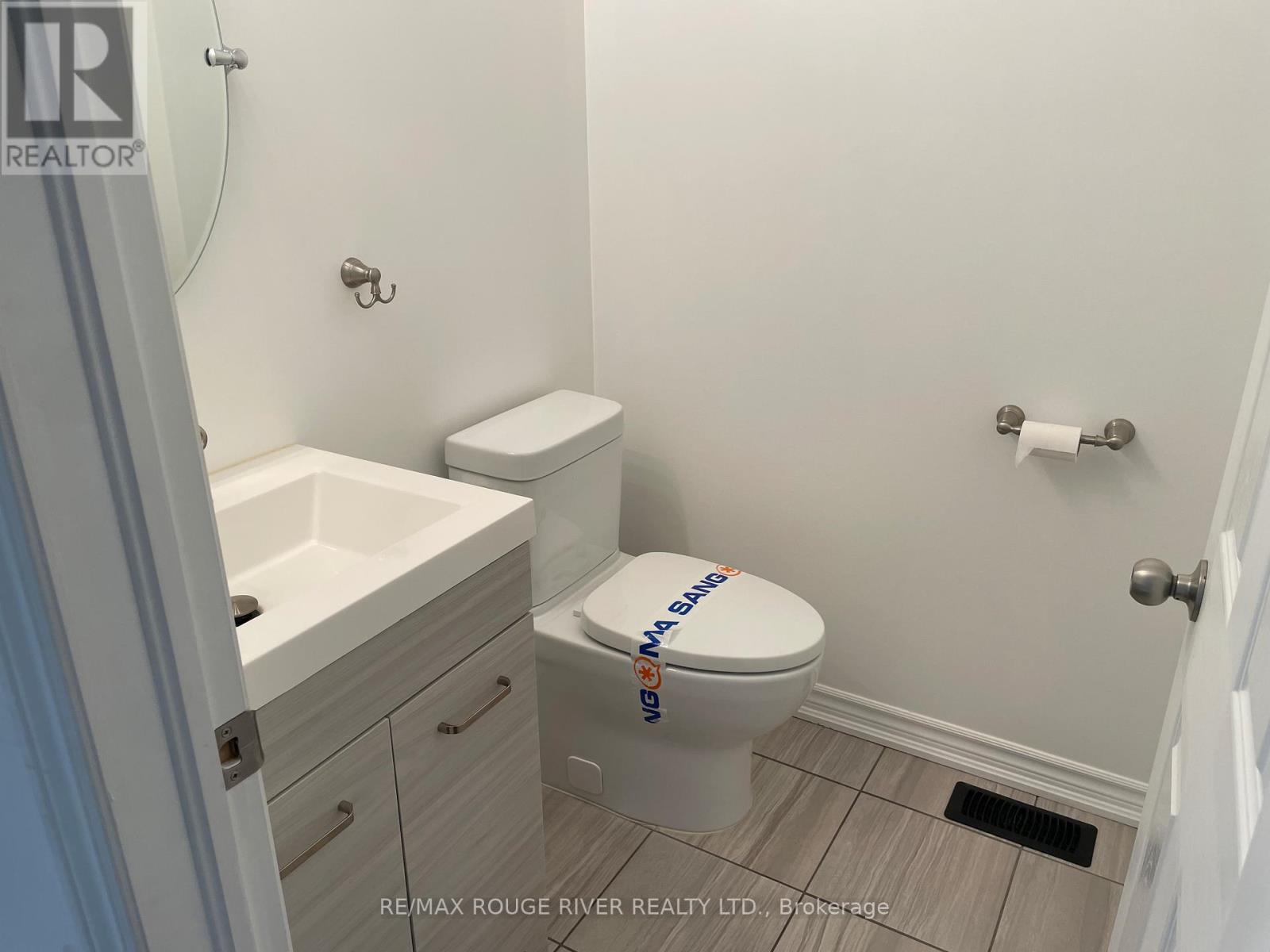 10 Moses Crescent, Clarington, Ontario  L1C 0T7 - Photo 7 - E12954146