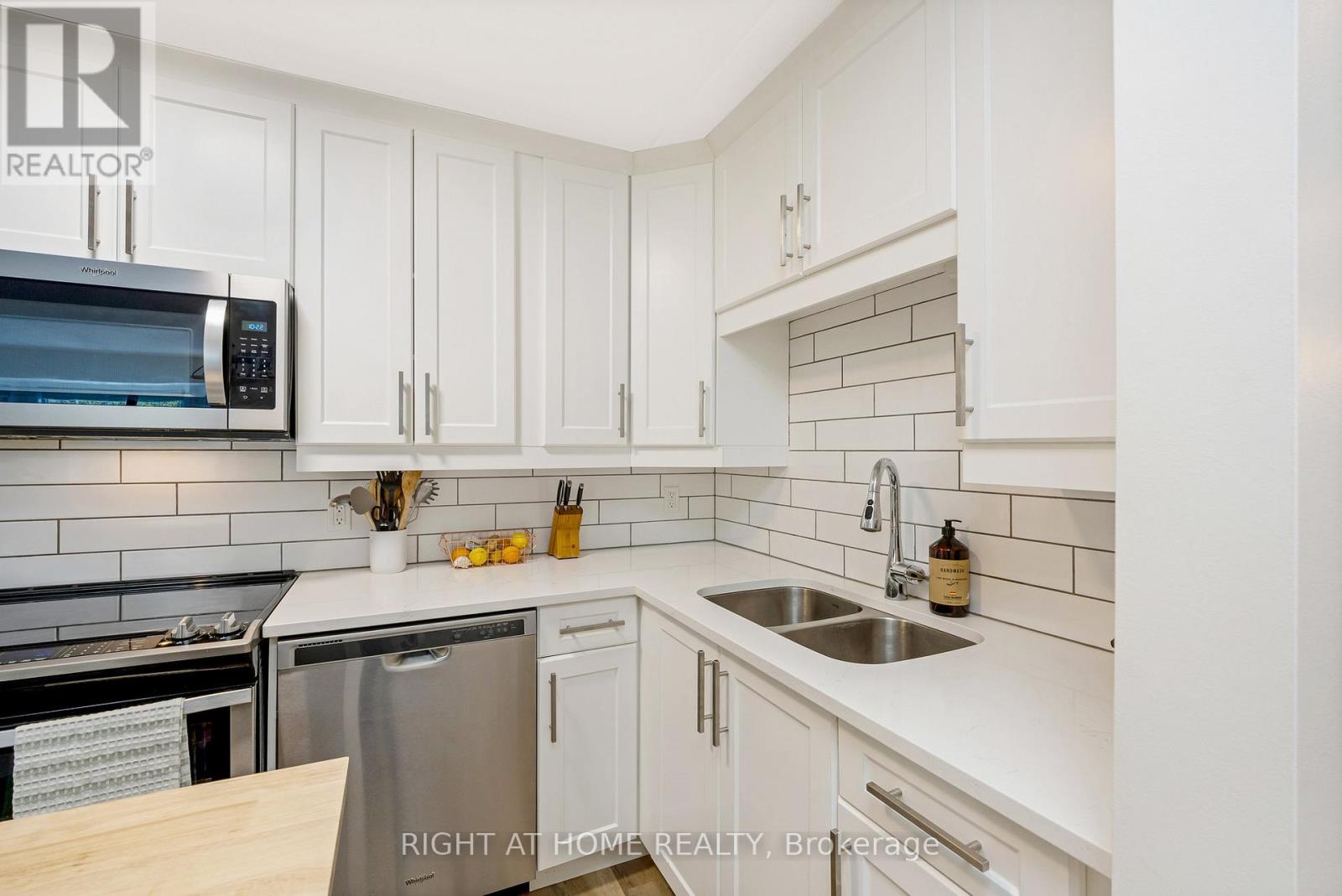 203 - 264 Alma Street, Guelph/eramosa, Ontario  N0B 2K0 - Photo 9 - X12878416