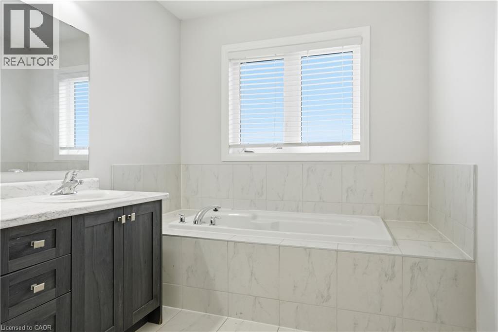 94 Freedom Crescent, Mount Hope, Ontario  L0R 1W0 - Photo 30 - 40803138