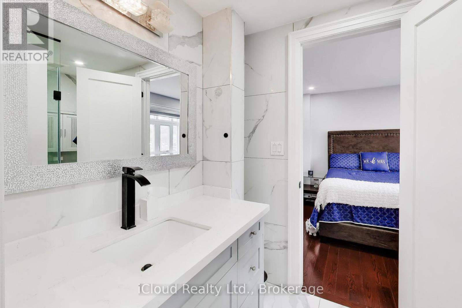 16175 Jane Street E, King, Ontario  L7B 0G3 - Photo 21 - N12954104