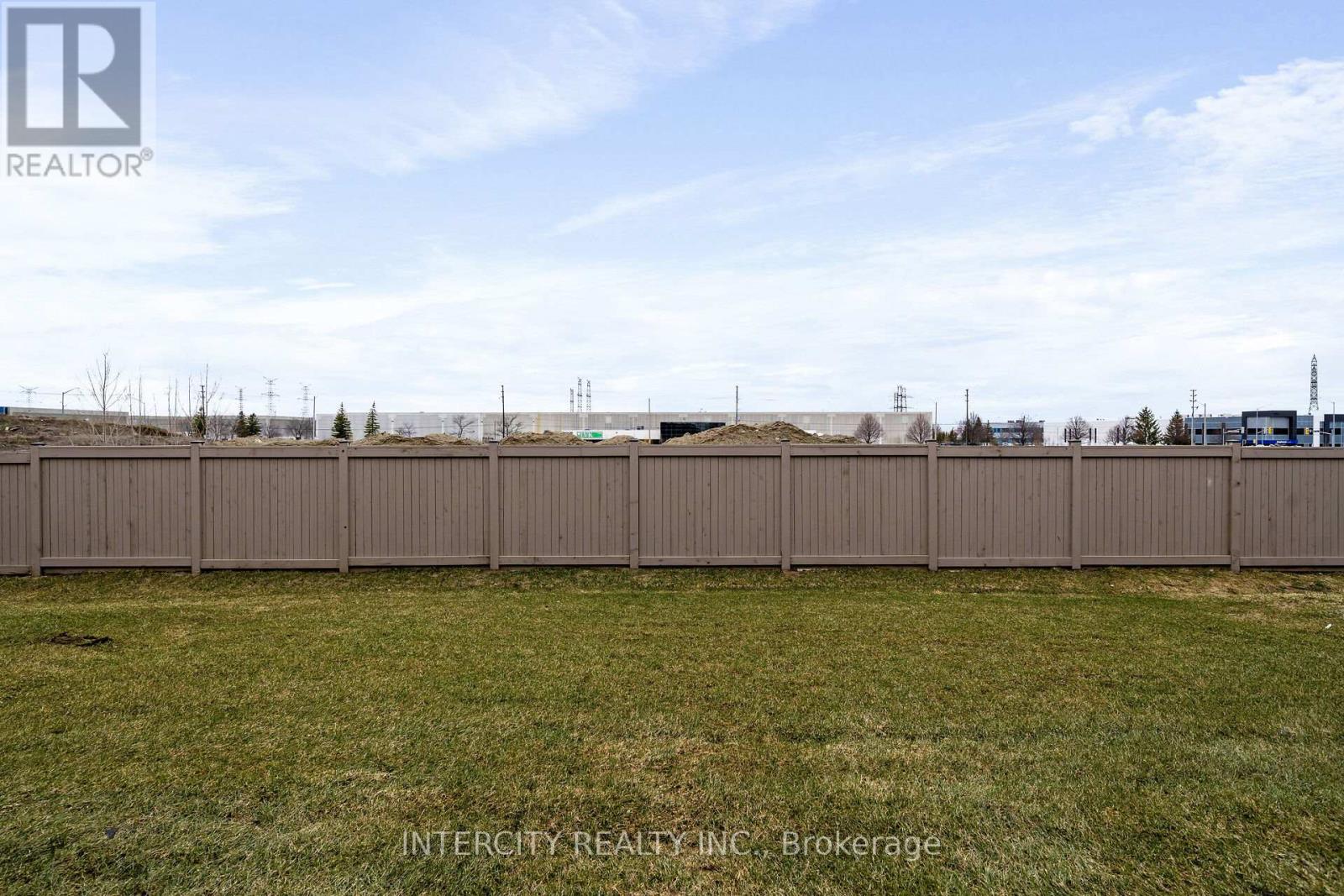 162 Mumbai Drive, Markham, Ontario  L3S 3K5 - Photo 27 - N12954108