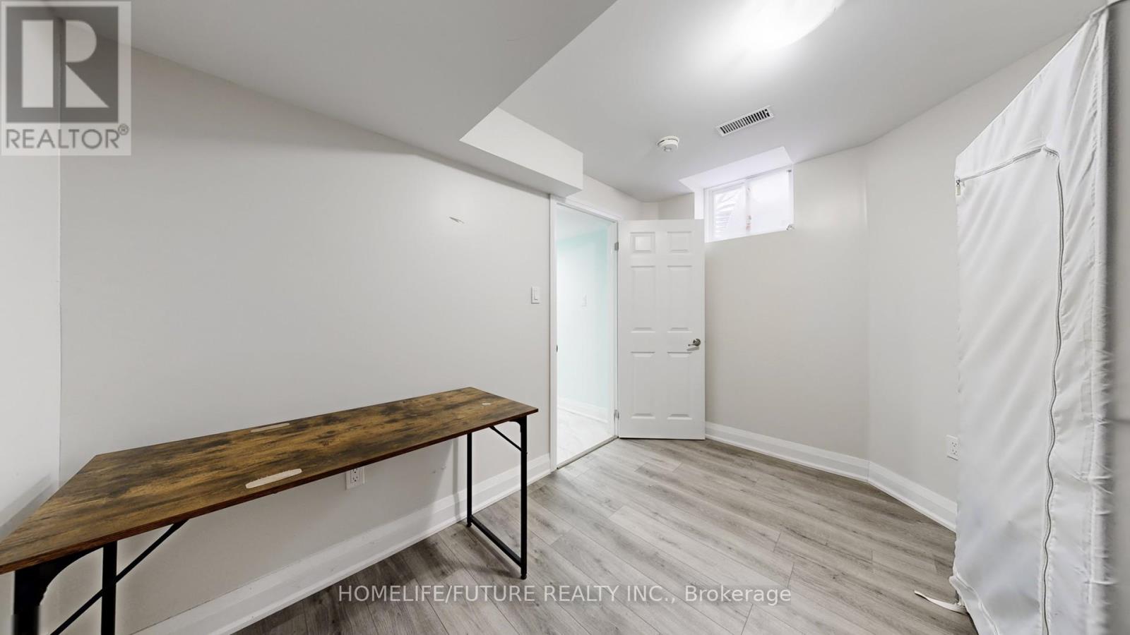 Unknown Address, ,    - Photo 39 - N12954114