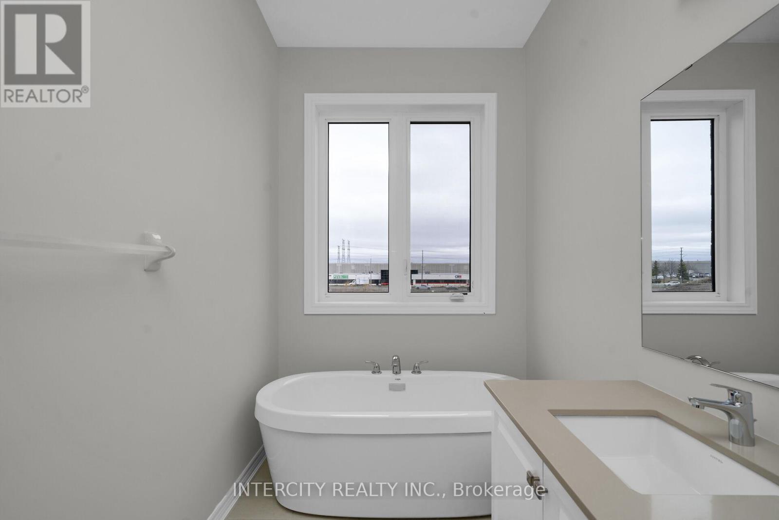 164 Mumbai Drive, Markham, Ontario  L3S 3K5 - Photo 18 - N12954118