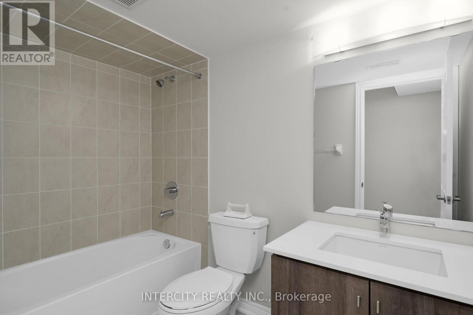 164 Mumbai Drive, Markham, Ontario  L3S 3K5 - Photo 26 - N12954118