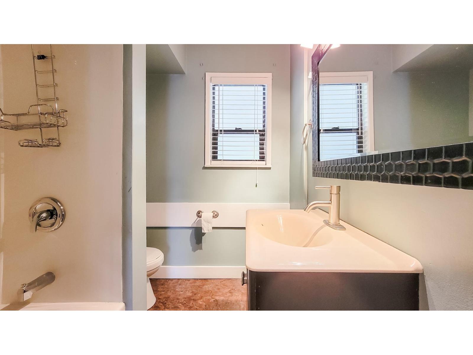 9865 128a Street, Surrey, British Columbia  V3T 3E2 - Photo 18 - R3106750