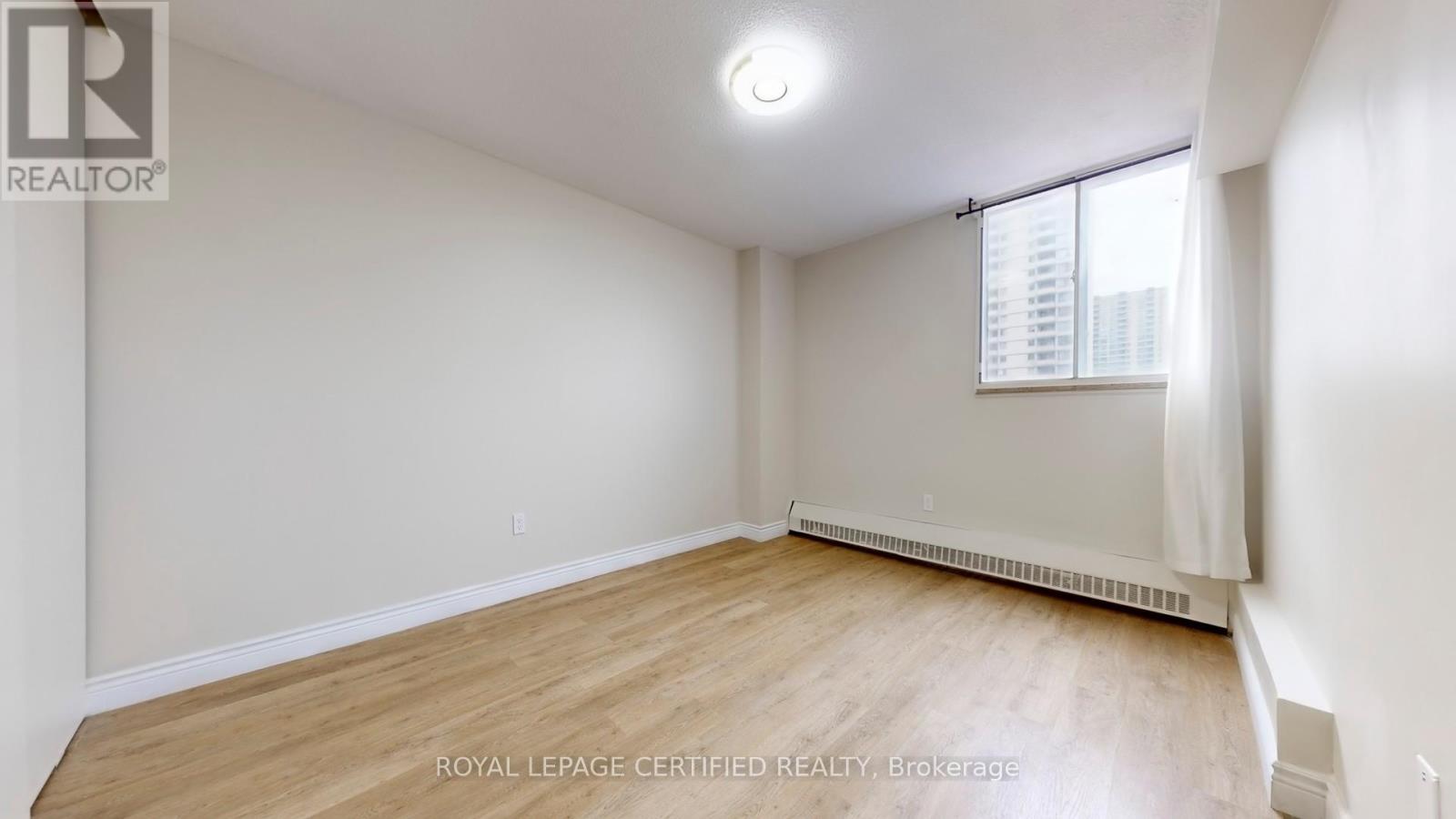 304 - 320 Dixon Road, Toronto, Ontario  M9R 1S8 - Photo 15 - W12954106