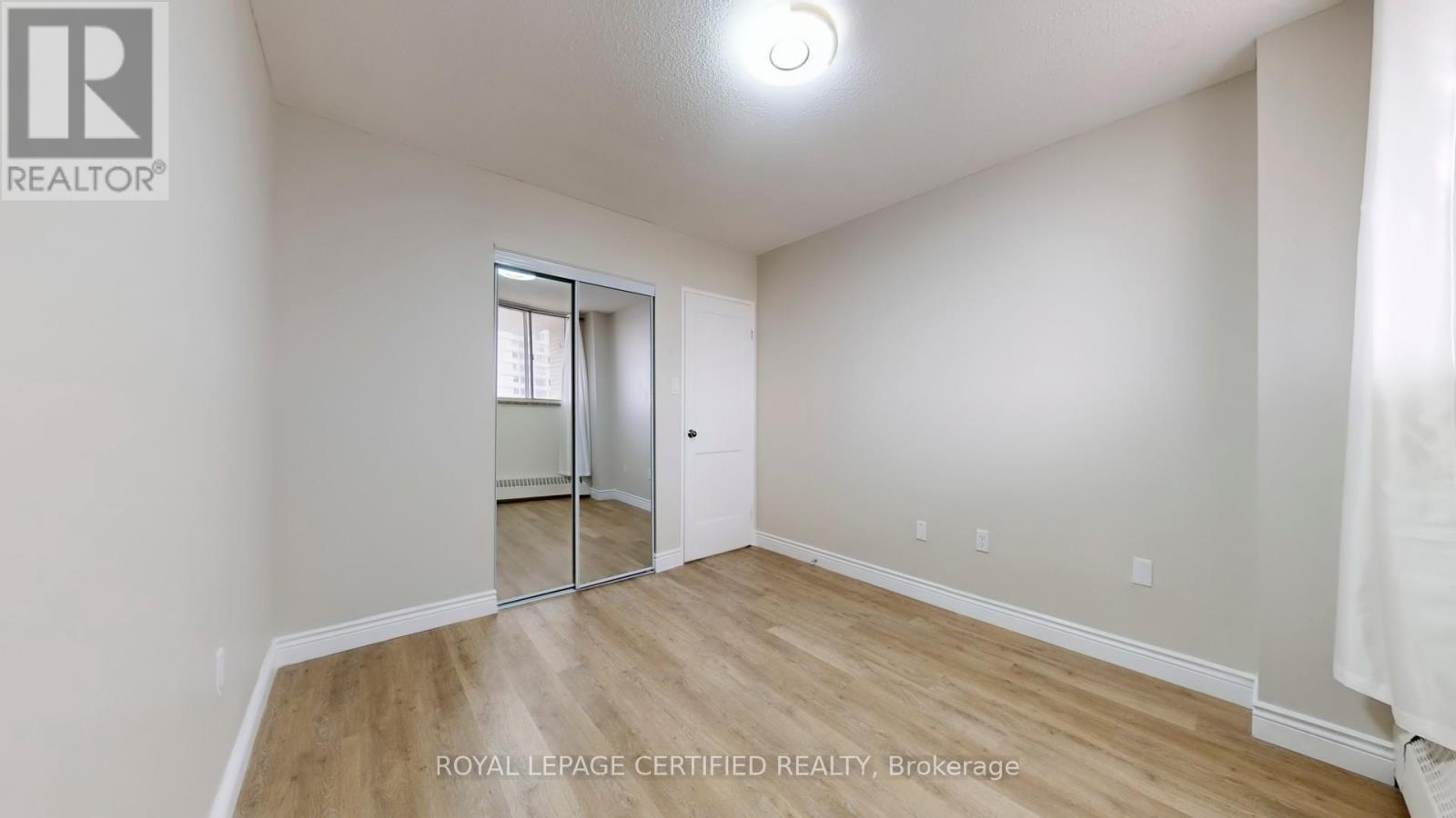 304 - 320 Dixon Road, Toronto, Ontario  M9R 1S8 - Photo 20 - W12954106