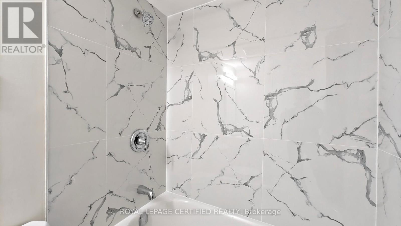 304 - 320 Dixon Road, Toronto, Ontario  M9R 1S8 - Photo 25 - W12954106