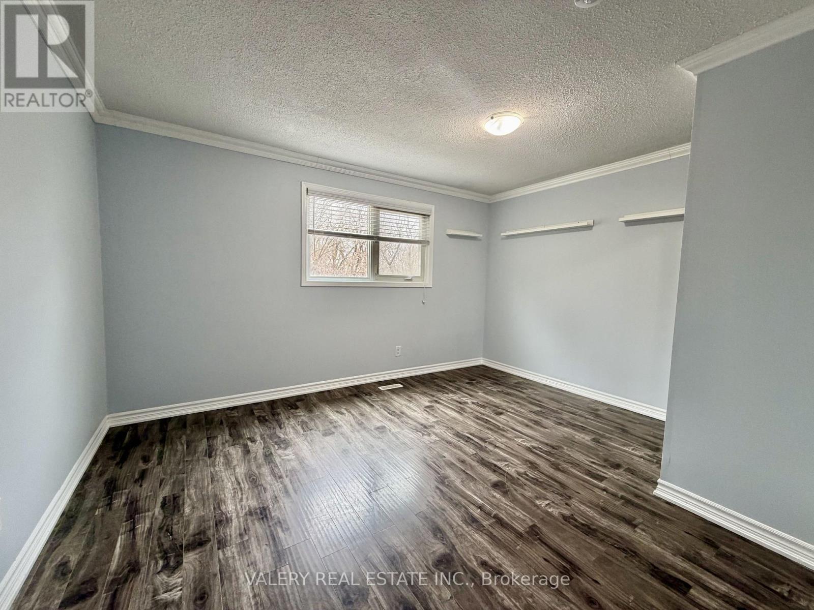 Main Floor - 72 Dantek Crescent, Brampton, Ontario  L6V 3T4 - Photo 6 - W12954110