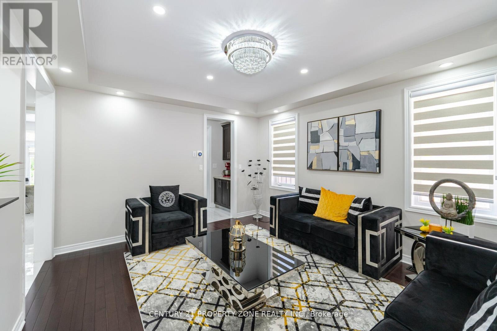 8 Teal Crest Circle, Brampton, Ontario  L6X 2Z6 - Photo 9 - W12954138