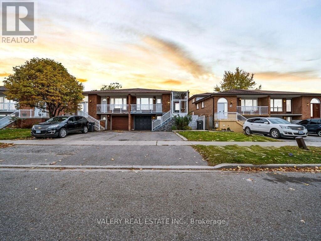 72 DANTEK COURT, Brampton, Ontario