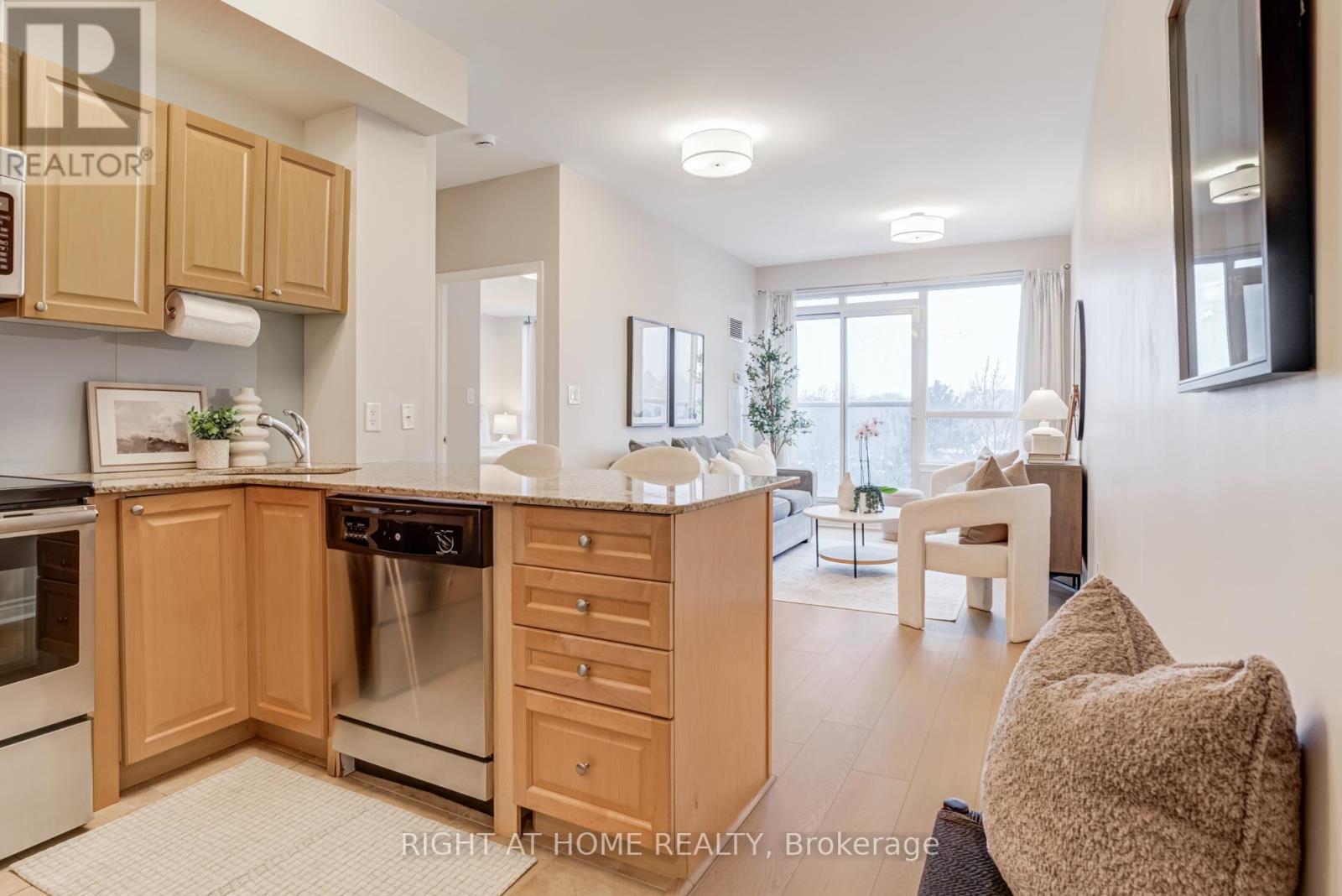 307 - 3865 Lake Shore Boulevard W, Toronto, Ontario  M8W 0A2 - Photo 10 - W12954200